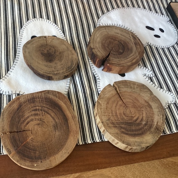 SET OF 4 WOODEN COASTERS - Picture 3 of 3